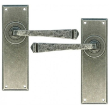 From The Anvil 33701 Pewter Avon Lever Latch Set
